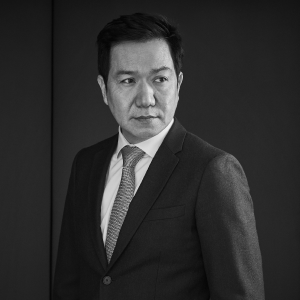 Headshot of SangYup Lee